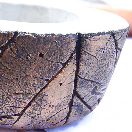 Metallic Cast Leaf Planter