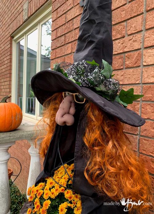 Easy Outdoor Halloween Witch Decor - Made By Barb - Fun DIY