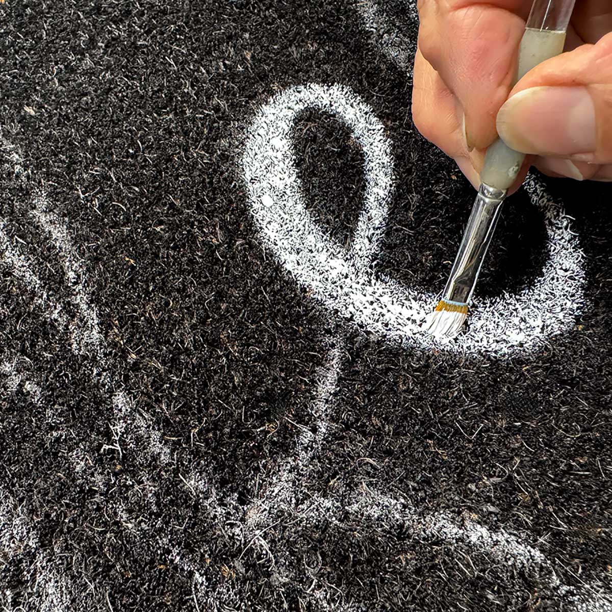 How to Paint a Custom Door Mat (Easy DIY Tutorial!)