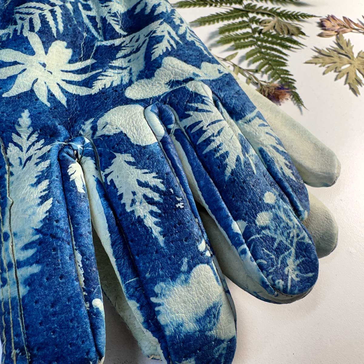 How to Make Cyanotype Prints on Leather Gloves